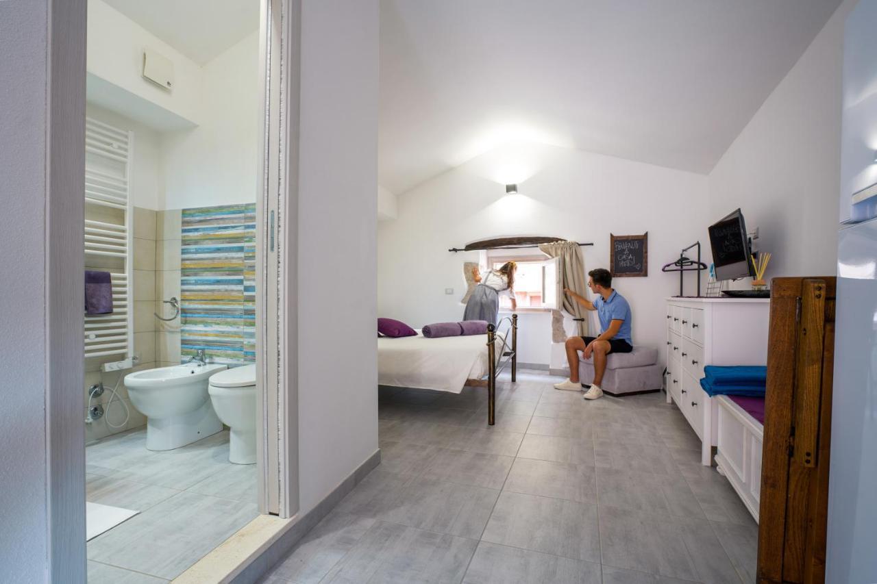 Casa Mirto Hotell Bosa Exteriör bild
