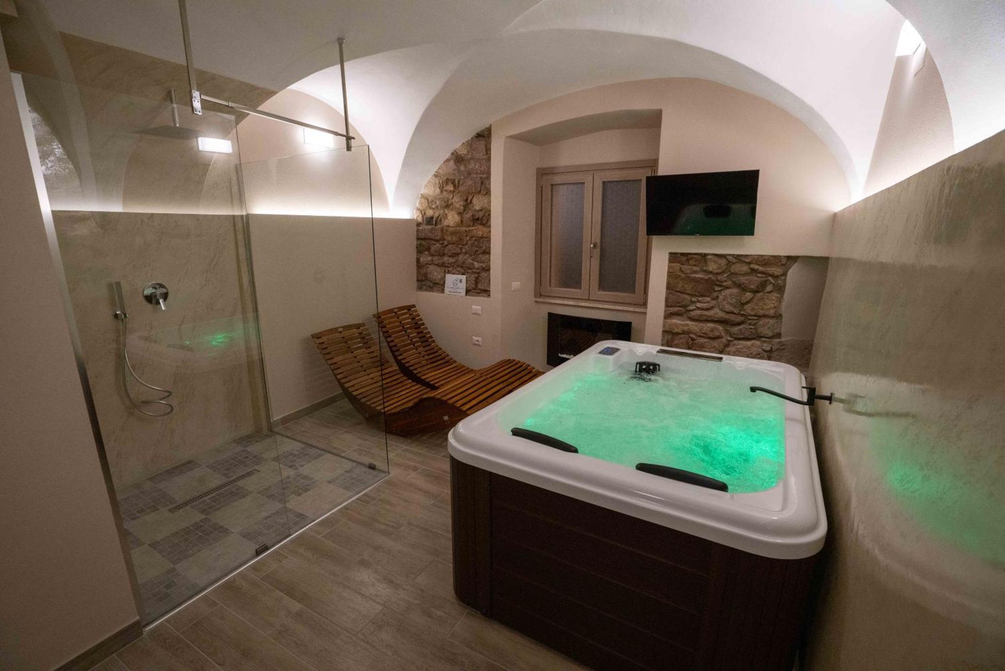 Casa Mirto Hotell Bosa Exteriör bild